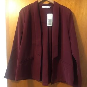NWT! Cute burgundy blazer!